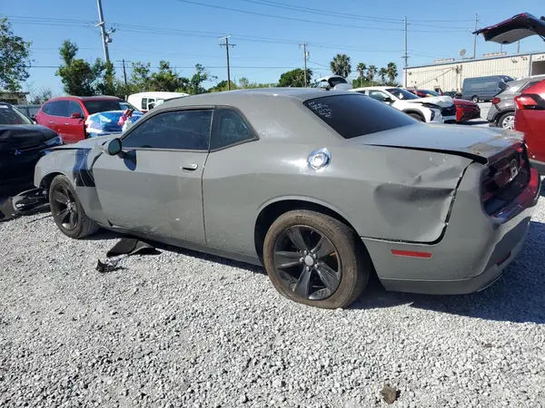 2C3CDZAG4KH668940 2019 DODGE CHALLENGER - Image 2