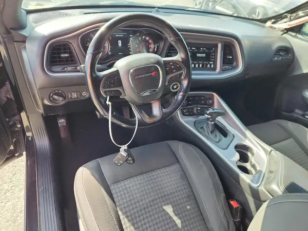 2C3CDZAG4KH677265 2019 DODGE CHALLENGER - Image 8