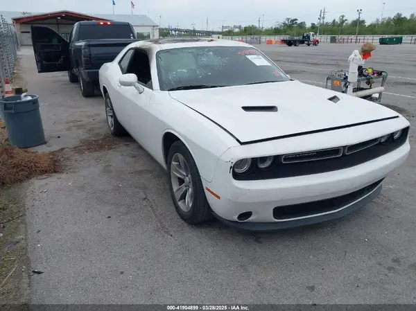 2C3CDZAG4KH686273 2019 DODGE CHALLENGER - Image 1