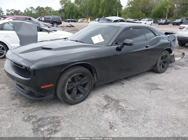 2C3CDZAG4KH701791 2019 DODGE CHALLENGER - Image 2