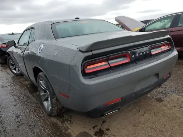 2C3CDZAG4KH712029 2019 DODGE CHALLENGER - Image 2