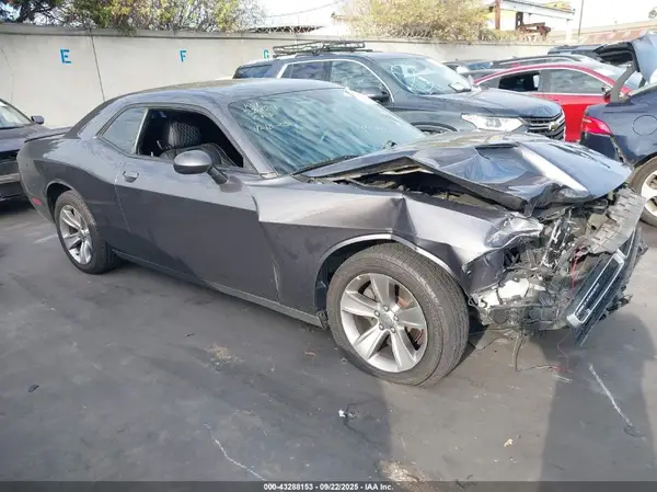 2C3CDZAG4KH733480 2019 DODGE CHALLENGER - Image 1