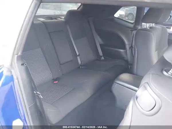 2C3CDZAG4KH752062 2019 DODGE CHALLENGER - Image 8