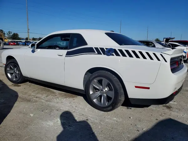 2C3CDZAG4KH759545 2019 DODGE CHALLENGER - Image 2