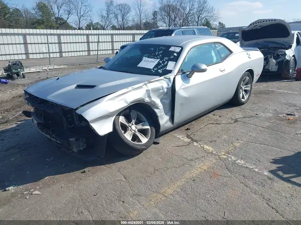 2C3CDZAG4LH105369 2020 DODGE CHALLENGER - Image 2