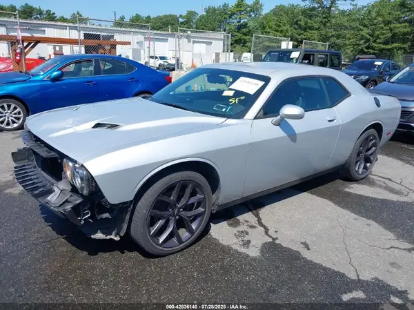 2C3CDZAG4LH185224 2020 DODGE CHALLENGER - Image 2