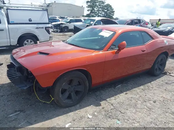 2C3CDZAG4LH191802 2020 DODGE CHALLENGER - Image 2