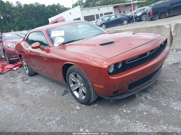 2C3CDZAG4LH235085 2020 DODGE CHALLENGER - Image 1
