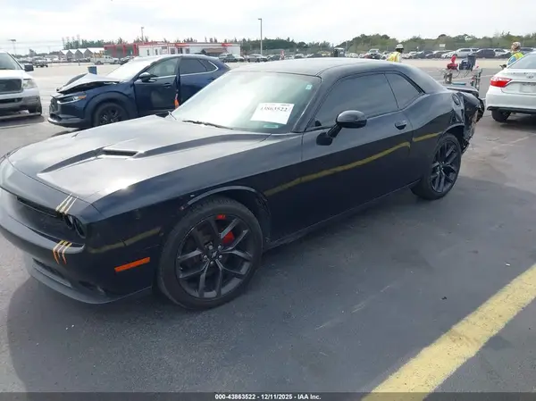 2C3CDZAG4NH109246 2022 DODGE CHALLENGER - Image 2