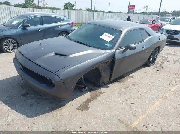 2C3CDZAG4NH212022 2022 DODGE CHALLENGER - Image 2