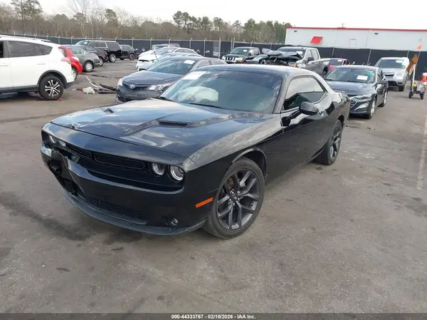 2C3CDZAG4PH602525 2023 DODGE CHALLENGER - Image 2
