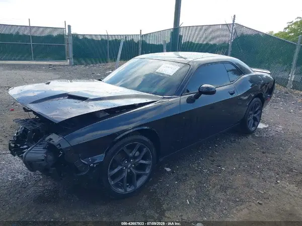 2C3CDZAG4PH686085 2023 DODGE CHALLENGER - Image 2