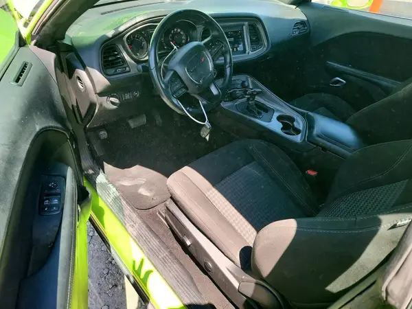 2C3CDZAG4PH689388 2023 DODGE CHALLENGER - Image 8