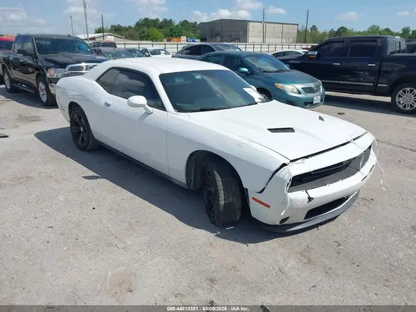 2C3CDZAG5GH113647 2016 DODGE CHALLENGER - Image 1