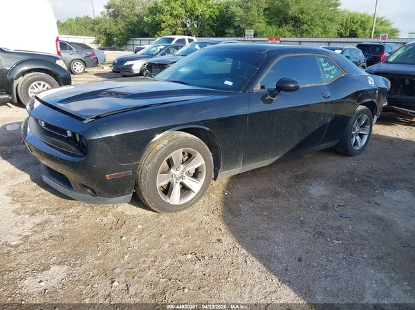 2C3CDZAG5GH124874 2016 DODGE CHALLENGER - Image 2