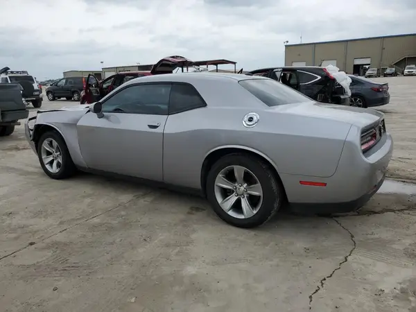 2C3CDZAG5GH130870 2016 DODGE CHALLENGER - Image 2