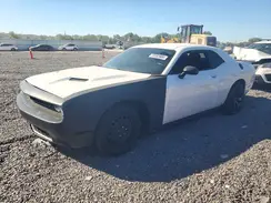 2C3CDZAG5GH145563 2016 DODGE CHALLENGER