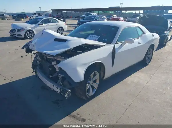 2C3CDZAG5GH177591 2016 DODGE CHALLENGER - Image 2