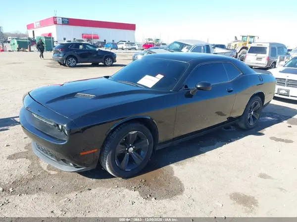 2C3CDZAG5GH200769 2016 DODGE CHALLENGER - Image 2
