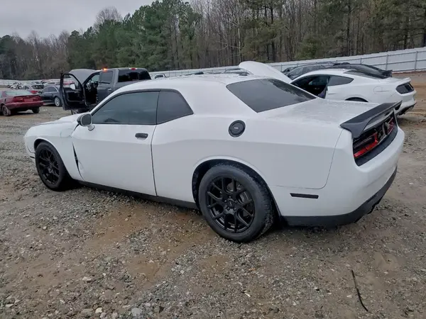 2C3CDZAG5GH236509 2016 DODGE CHALLENGER - Image 2