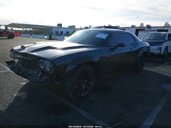 2C3CDZAG5GH245243 2016 DODGE CHALLENGER - Image 2