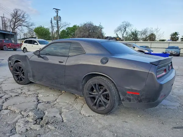 2C3CDZAG5GH245971 2016 DODGE CHALLENGER - Image 2