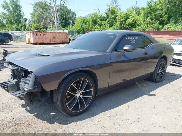 2C3CDZAG5GH264889 2016 DODGE CHALLENGER - Image 2