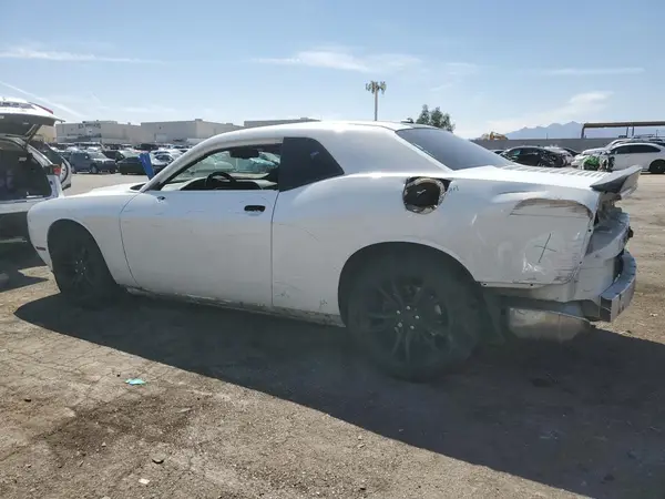 2C3CDZAG5GH300323 2016 DODGE CHALLENGER - Image 2