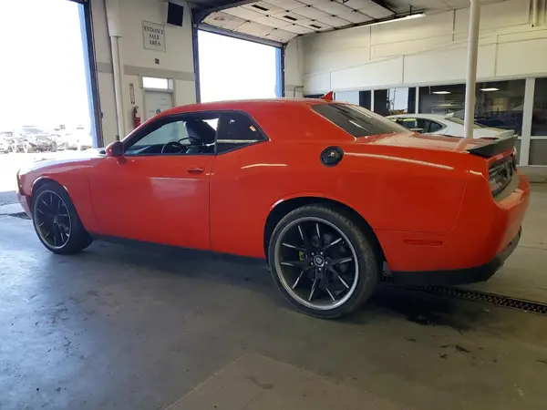 2C3CDZAG5GH321642 2016 DODGE CHALLENGER - Image 2