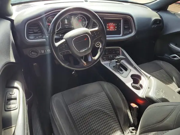 2C3CDZAG5GH331460 2016 DODGE CHALLENGER - Image 8