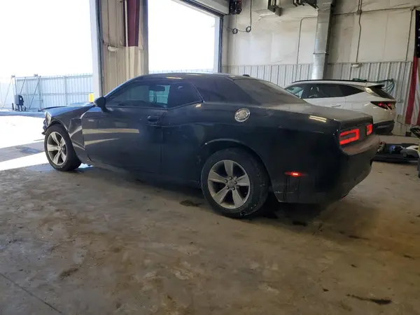 2C3CDZAG5GH336514 2016 DODGE CHALLENGER - Image 2