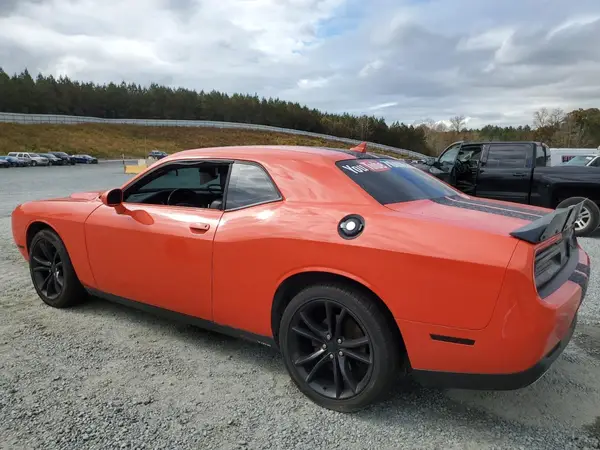 2C3CDZAG5GH337727 2016 DODGE CHALLENGER - Image 2