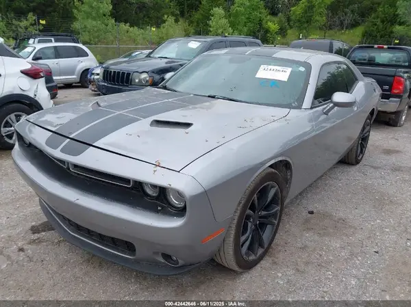 2C3CDZAG5GH345259 2016 DODGE CHALLENGER - Image 2