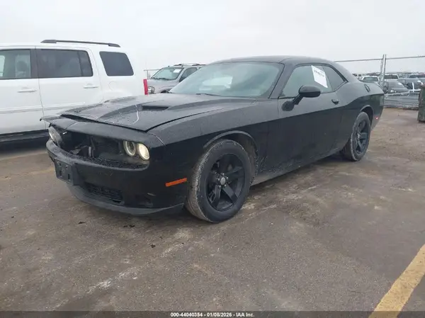 2C3CDZAG5HH561226 2017 DODGE CHALLENGER - Image 2