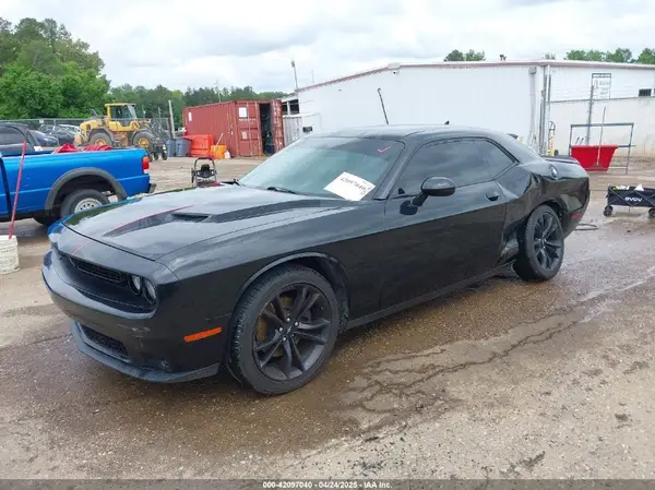 2C3CDZAG5HH601305 2017 DODGE CHALLENGER - Image 2