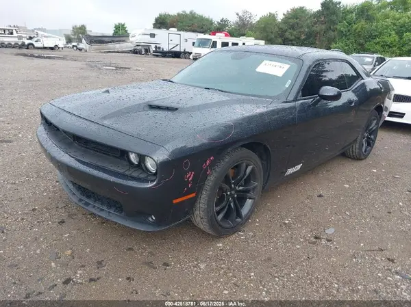 2C3CDZAG5JH116586 2018 DODGE CHALLENGER - Image 2