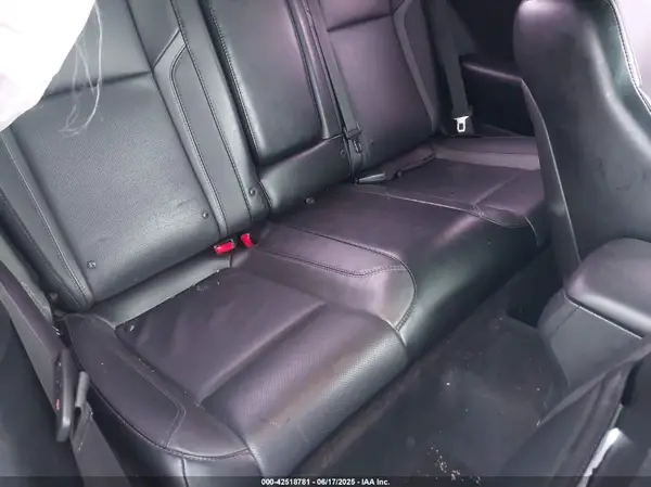 2C3CDZAG5JH116586 2018 DODGE CHALLENGER - Image 8