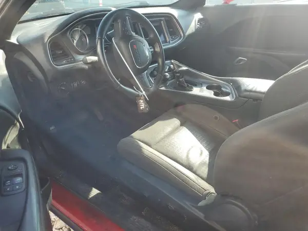 2C3CDZAG5JH123621 2018 DODGE CHALLENGER - Image 8