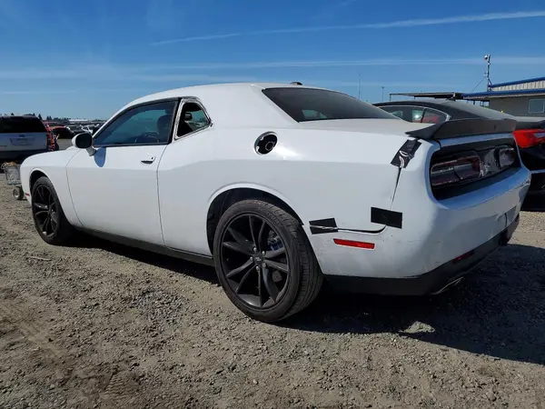 2C3CDZAG5JH131587 2018 DODGE CHALLENGER - Image 2