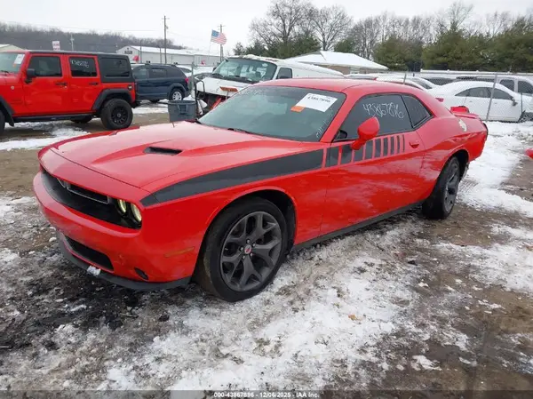 2C3CDZAG5JH131699 2018 DODGE CHALLENGER - Image 2