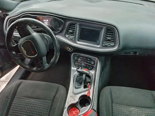 2C3CDZAG5JH153136 2018 DODGE CHALLENGER - Image 8