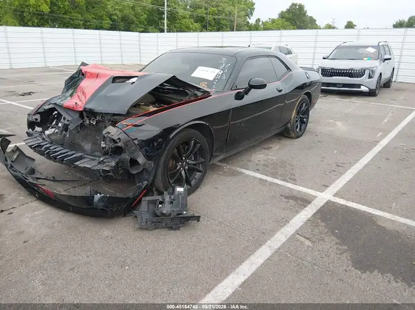 2C3CDZAG5JH161396 2018 DODGE CHALLENGER - Image 2