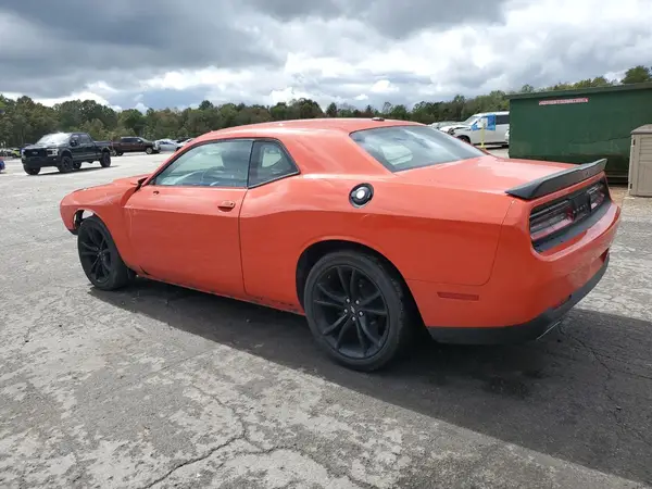 2C3CDZAG5JH171877 2018 DODGE CHALLENGER - Image 2