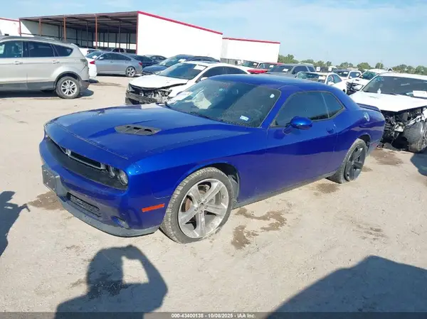 2C3CDZAG5JH215103 2018 DODGE CHALLENGER - Image 2