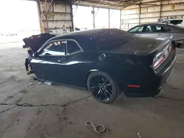 2C3CDZAG5JH215456 2018 DODGE CHALLENGER - Image 2
