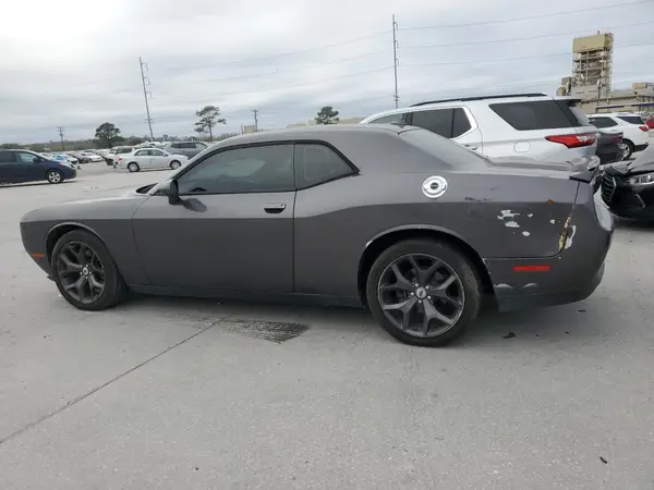 2C3CDZAG5JH241359 2018 DODGE CHALLENGER - Image 2