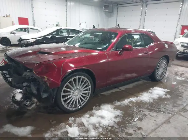 2C3CDZAG5JH245444 2018 DODGE CHALLENGER - Image 2