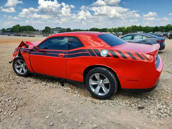 2C3CDZAG5JH246643 2018 DODGE CHALLENGER - Image 2