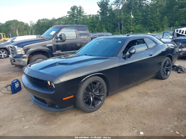 2C3CDZAG5JH287502 2018 DODGE CHALLENGER - Image 2