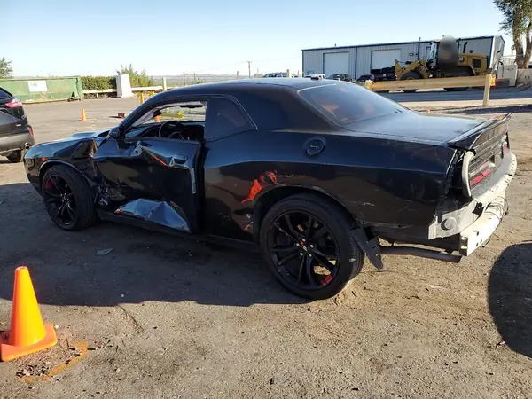 2C3CDZAG5JH310423 2018 DODGE CHALLENGER - Image 2